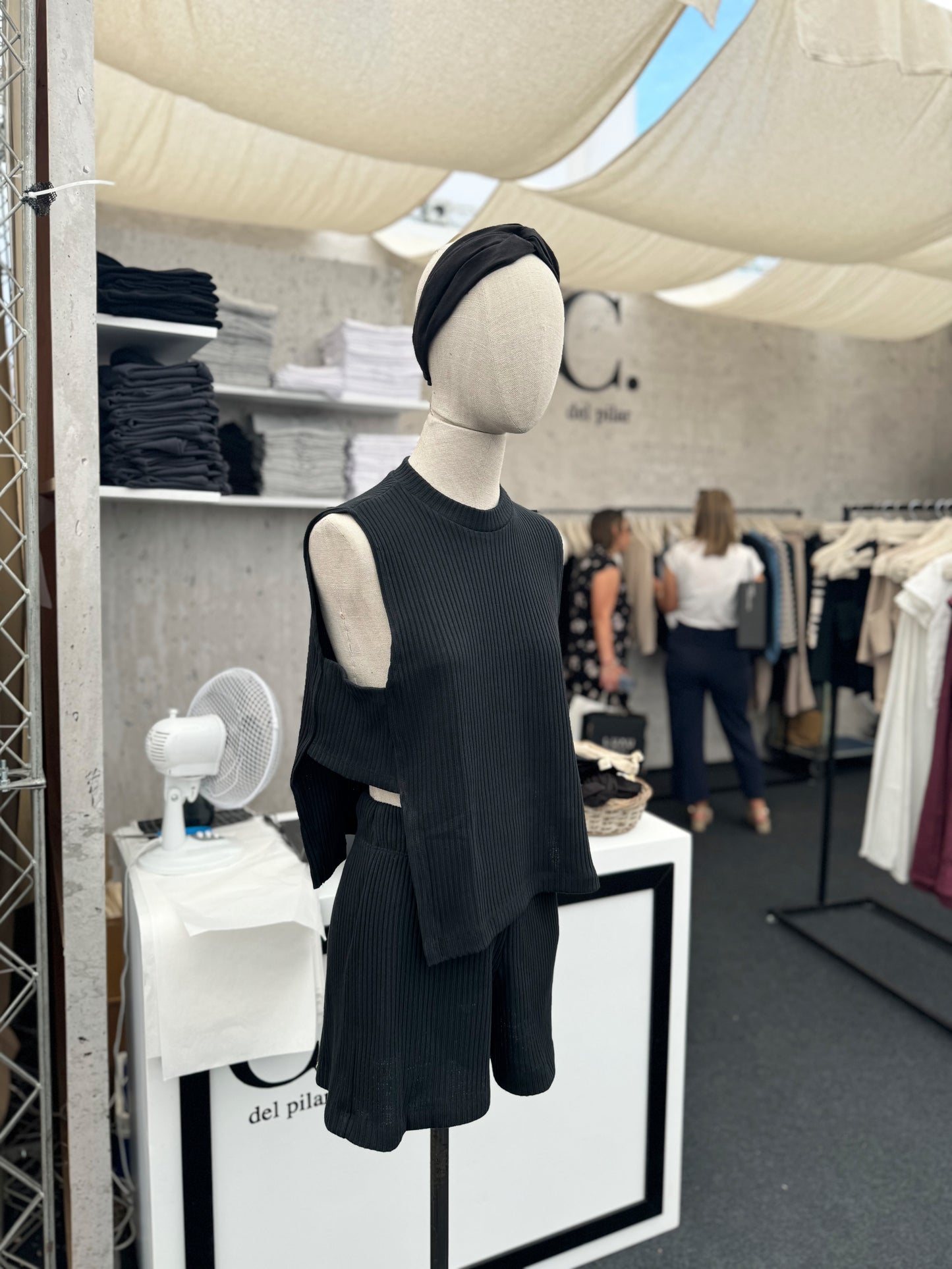 Polera Margarita Negra