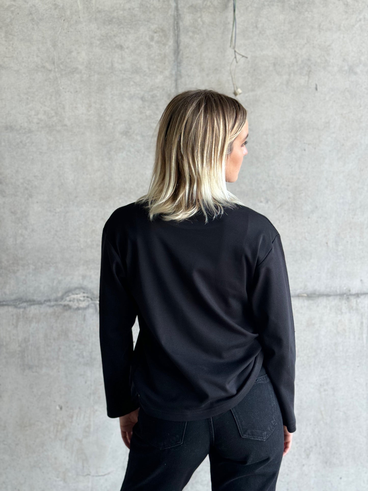 Polera Rosal Negra