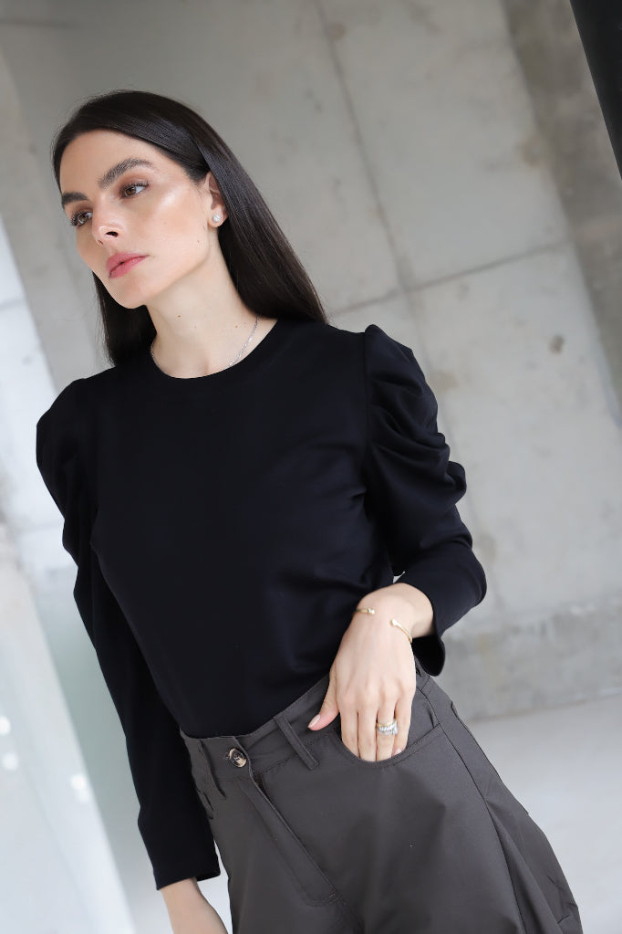 Polera Encina Negra Manga Larga