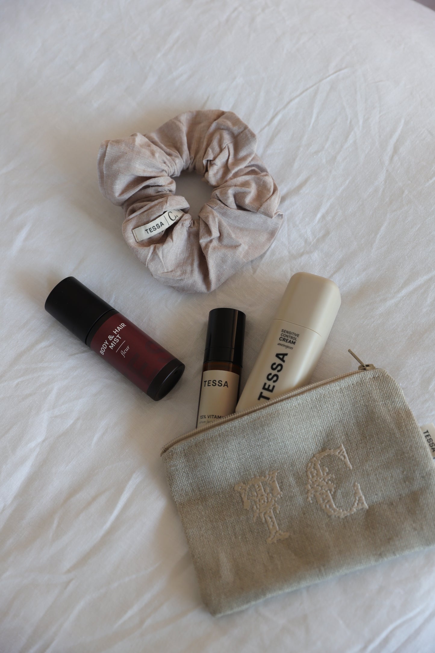Cosmetiquero Bordado Beige
