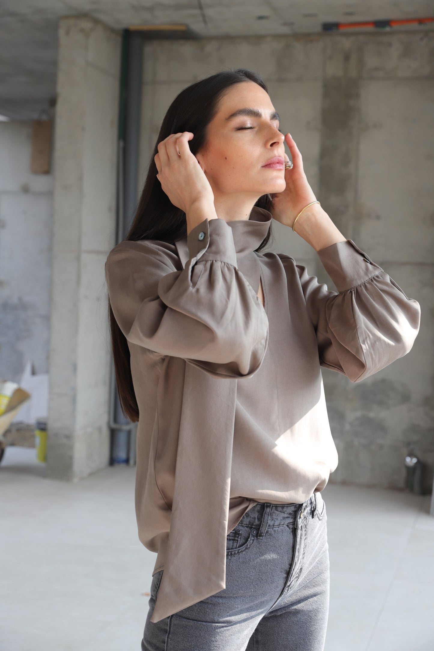 Blusa Bromelia Ceniza